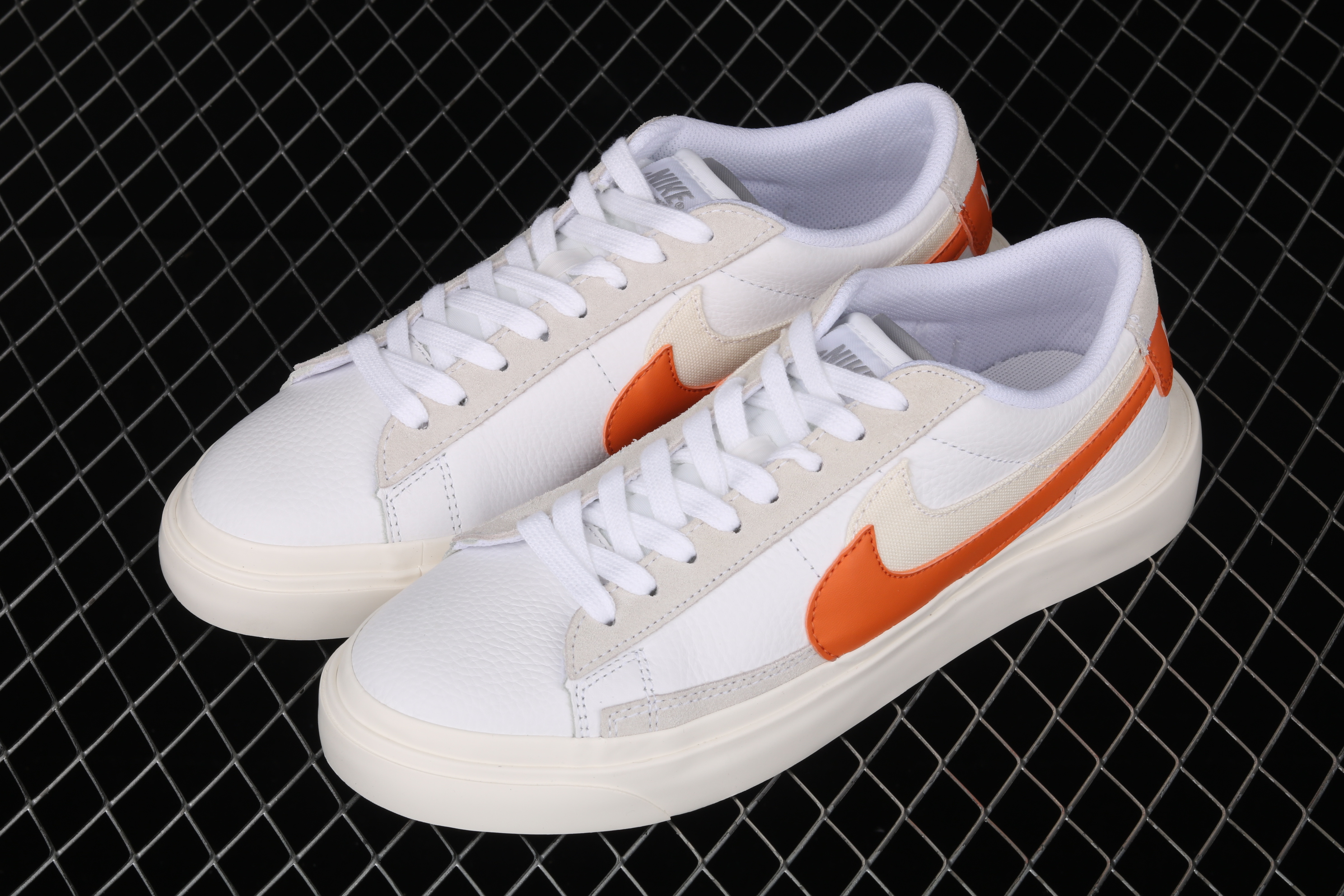 Women Sacai x Nike Blazer Low White Orange Shoes - Click Image to Close